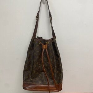 Classic Louis Vuitton Monogram Vintage Noe Bucket Bag GM Large